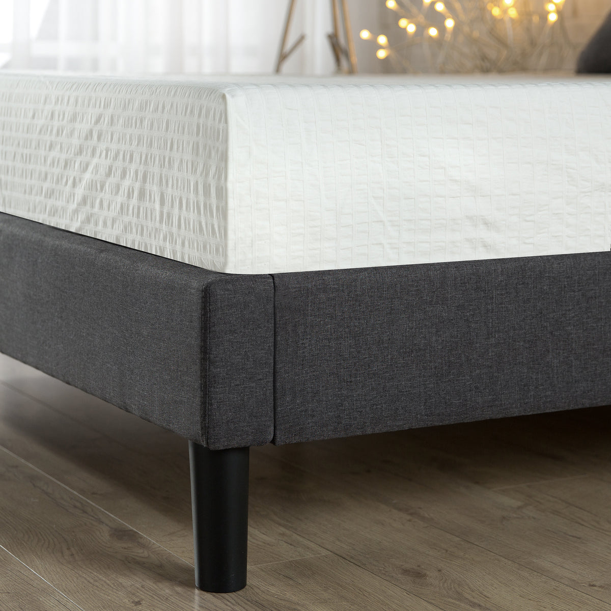 Zinus essential upholstered store platform bed