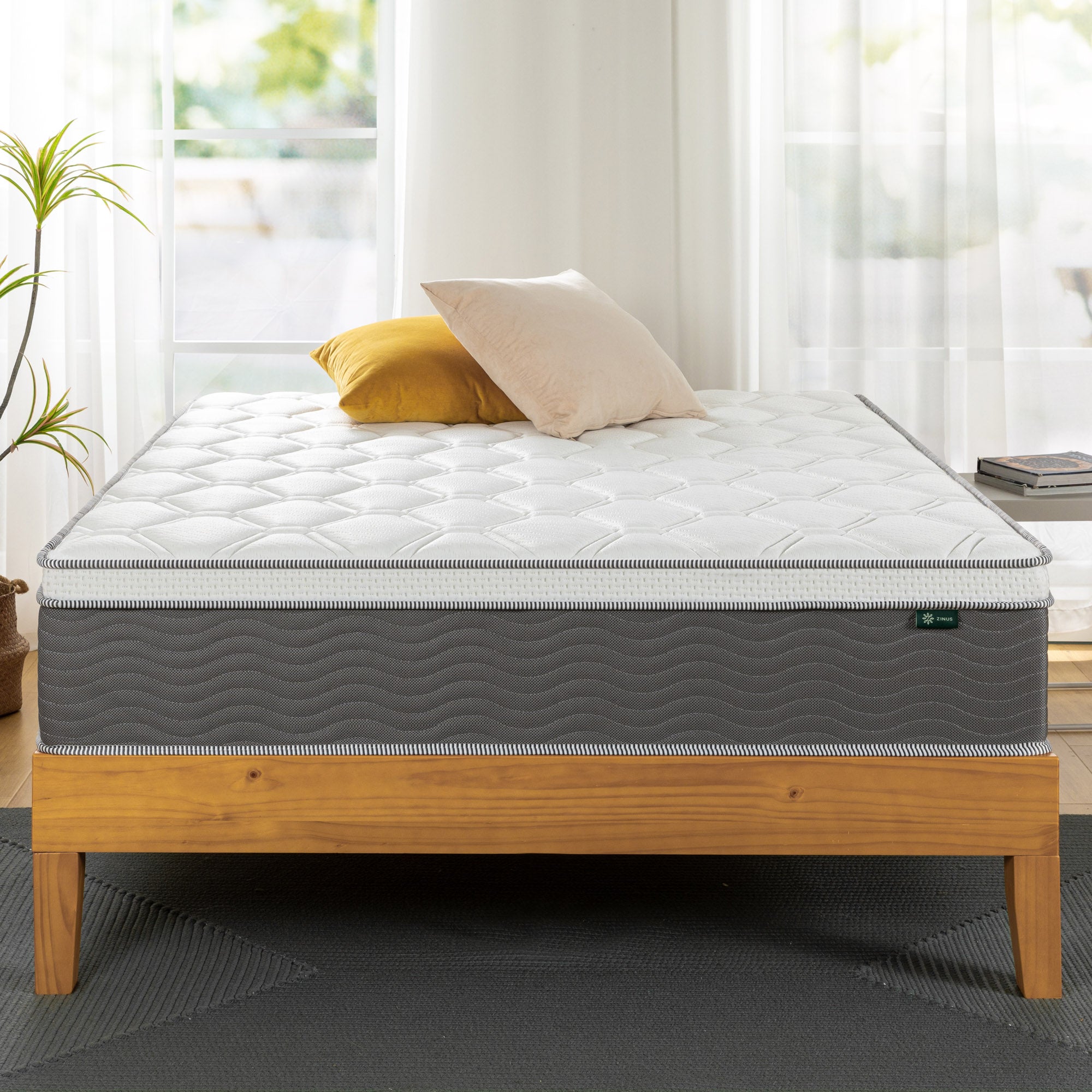 Priage by zinus 12 inch euro top pocket deals spring hybrid mattress